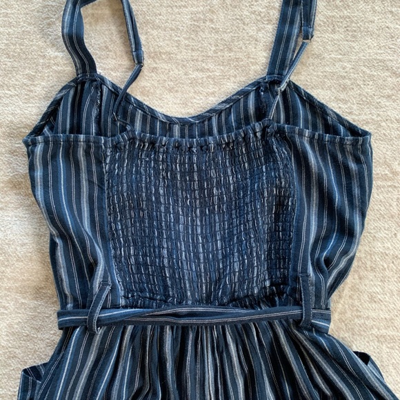 stripped jumpsuit - Picture 2 of 5